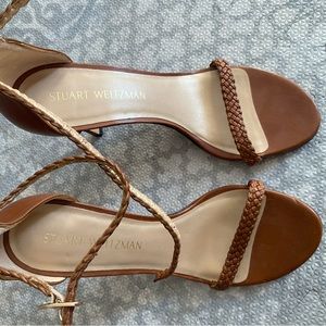 Beautiful pre loved cognac colored braided Stuart Weitzman heels! Size 8